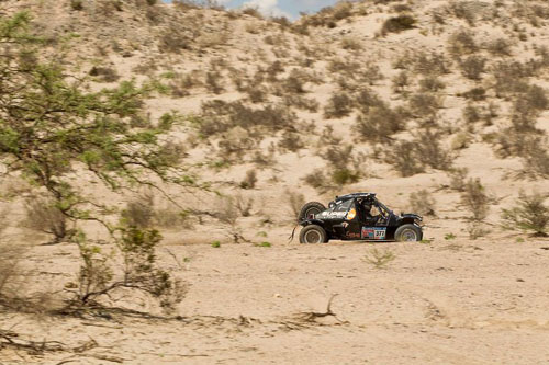 Van den Goorbergh driftend over 4800 meter: "We hebben er een spel van gemaakt"